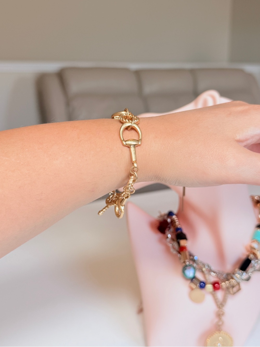 Gold Link Charm Bracelet - Women Jewelry - Picture 3 of 8